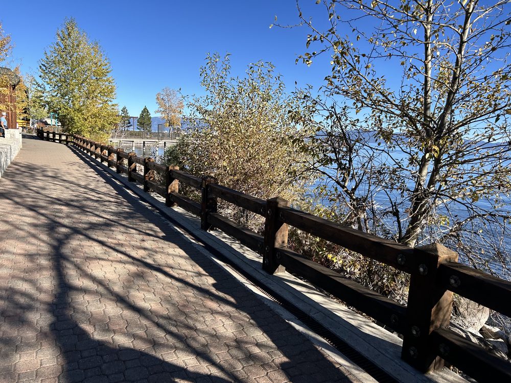 Photo from Hope Valley - Fall colors, Crater Lake, Scott's Lake