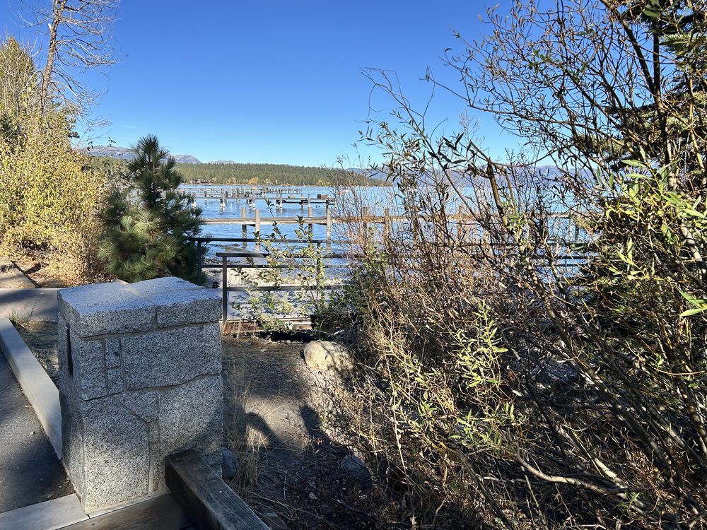 Photo from Hope Valley - Fall colors, Crater Lake, Scott's Lake