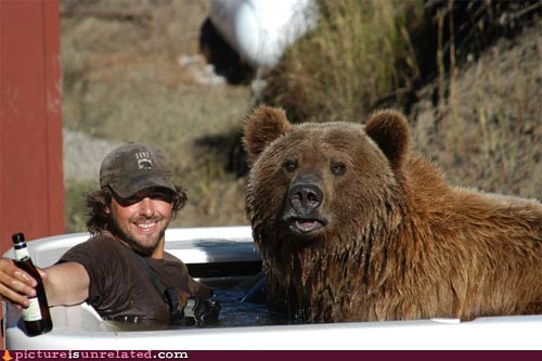 60026=2463-wtf-pics-grizzly-hot-tub1.jpg